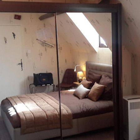 Fred Et Jules Bed & Breakfast Beaulieu-sur-Dordogne Room photo